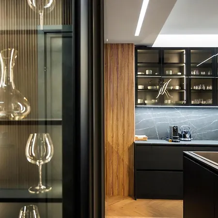 #dahlia By Halu! Apartman Szaloniki